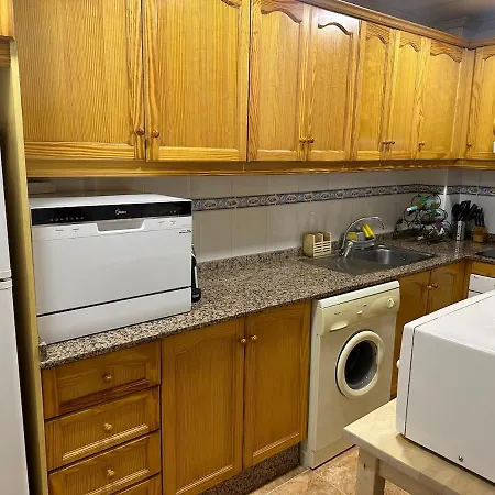 Сasa de vacaciones Junto A La Playa En Urbanización Cerrada Puerto Marino