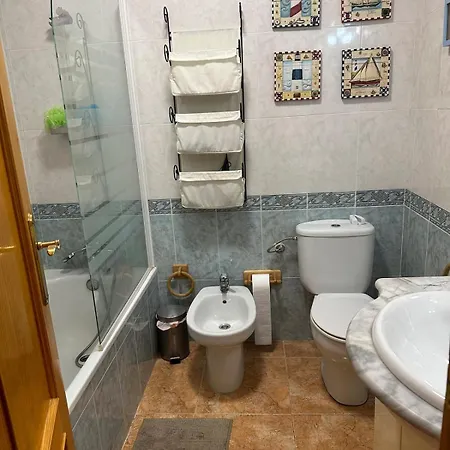 Junto A La Playa En Urbanización Cerrada